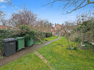 Photo 23- click for photo gallery